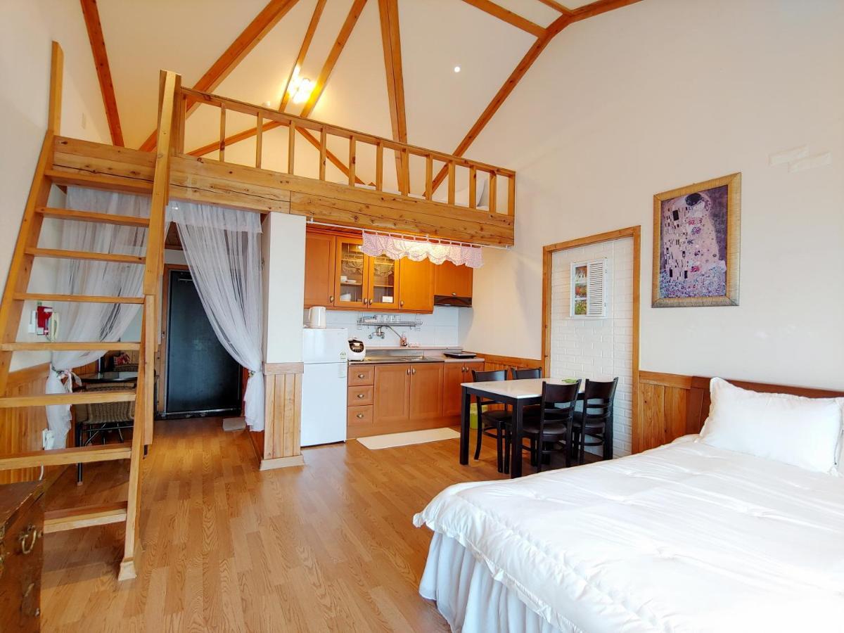 Herb In Pension เมืองเชจู ภายนอก รูปภาพ
