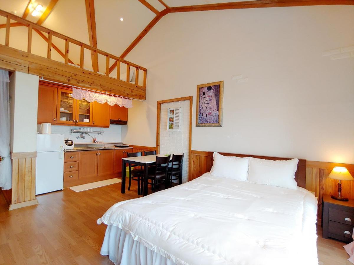 Herb In Pension เมืองเชจู ภายนอก รูปภาพ