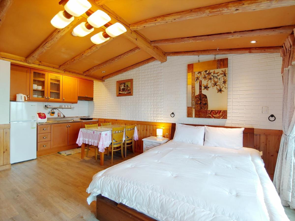 Herb In Pension เมืองเชจู ภายนอก รูปภาพ